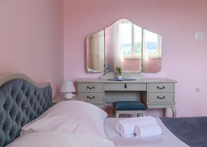 Apartment Rosehip